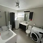 度假居 Just A Simple House *