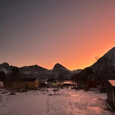 Just A Simple House * Senjahopen